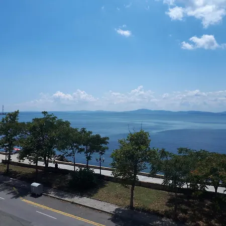 за гости West Konukevi