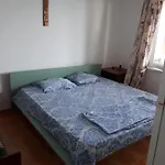 за гости West ゲストハウス 3*