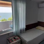 Πανσιόν за гости West Πομόριε