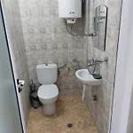 Πανσιόν за гости West 3*