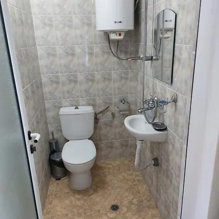 Gasthuis за гости West 3*