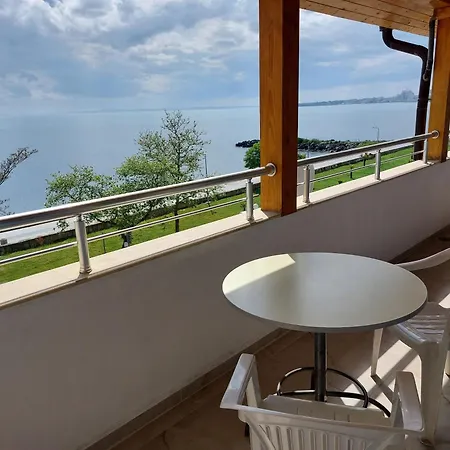 за гости West Гостевой дом 3*